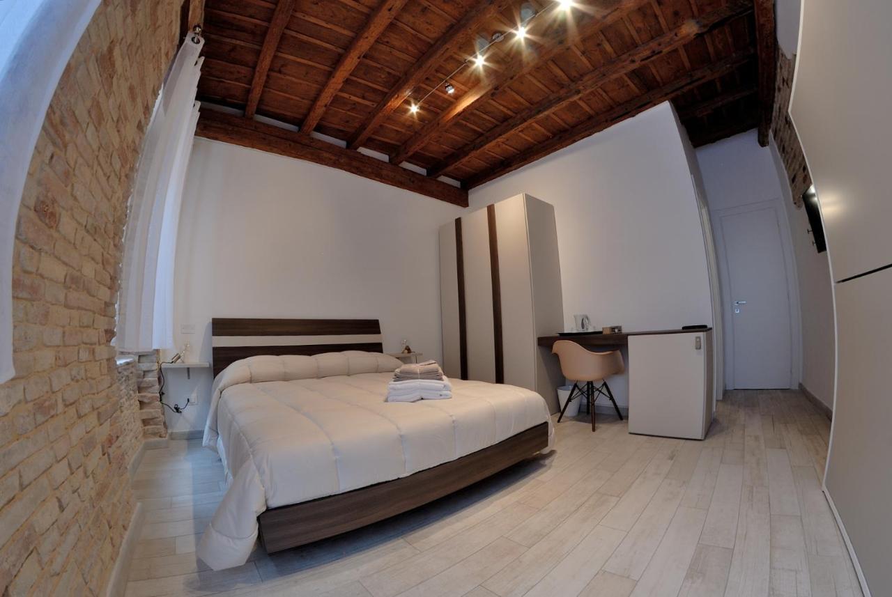 B&B Del Corso Loreto Exteriör bild